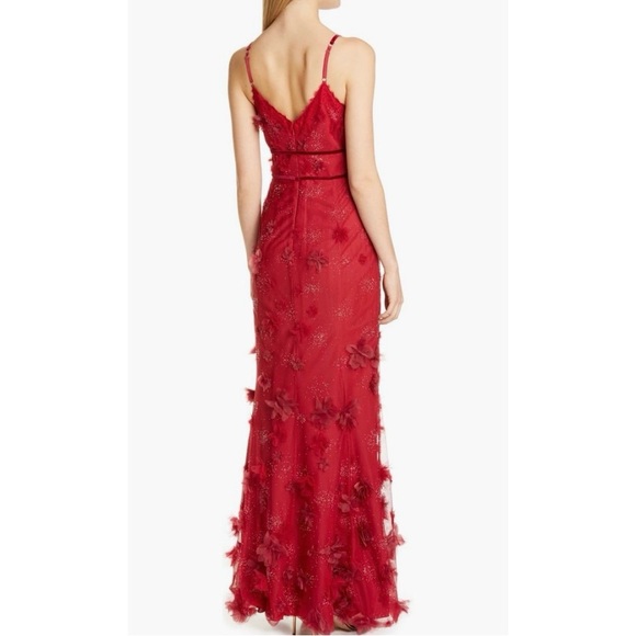 NWT Marchesa Notte Red Floral Appliqué Embellished Fit to Flare Dress Size 2 - Picture 3 of 10